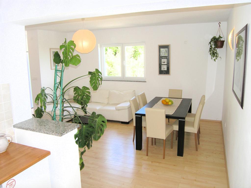 Apartments Dagmar Кърк Екстериор снимка